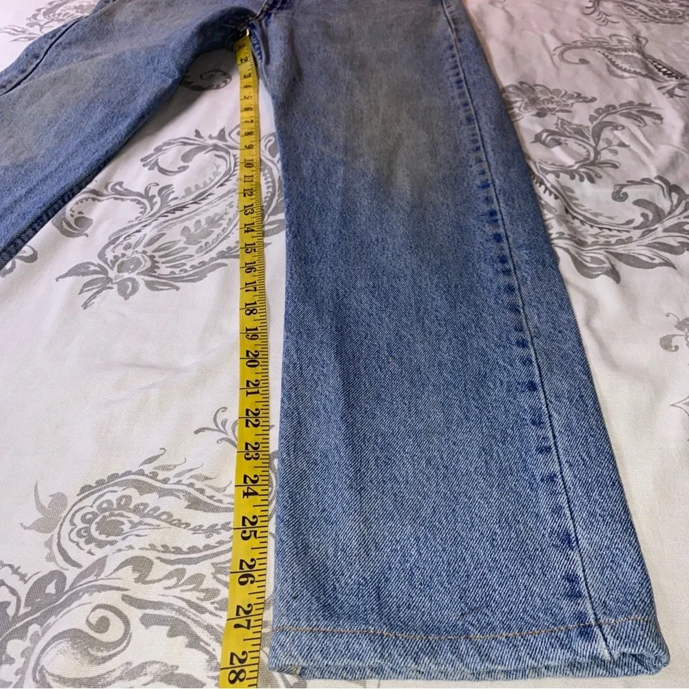 Vintage Levis 505 Made in USA Light Wash Denim Jeans 32
